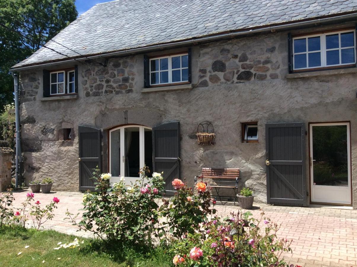 Chambre D'Hotes Grange De La Bastide Laveissiere Екстер'єр фото